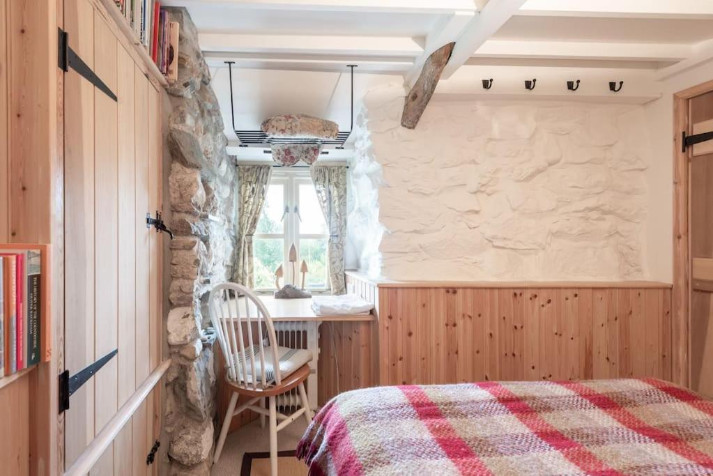 Traditional Stone Cottage With Sea Views In Snowdonia National Park Brynkir Εξωτερικό φωτογραφία